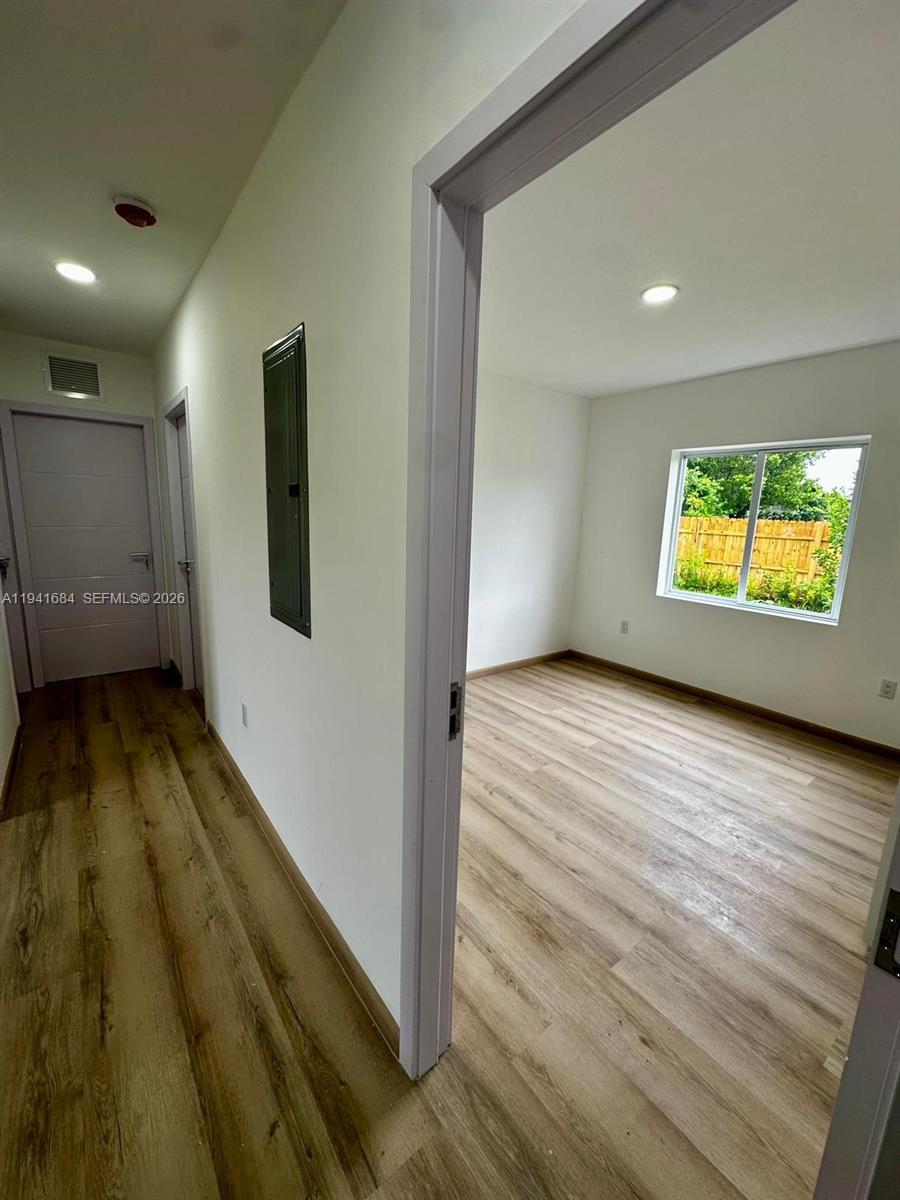 722 Nw 6 Ct Property Photo 38