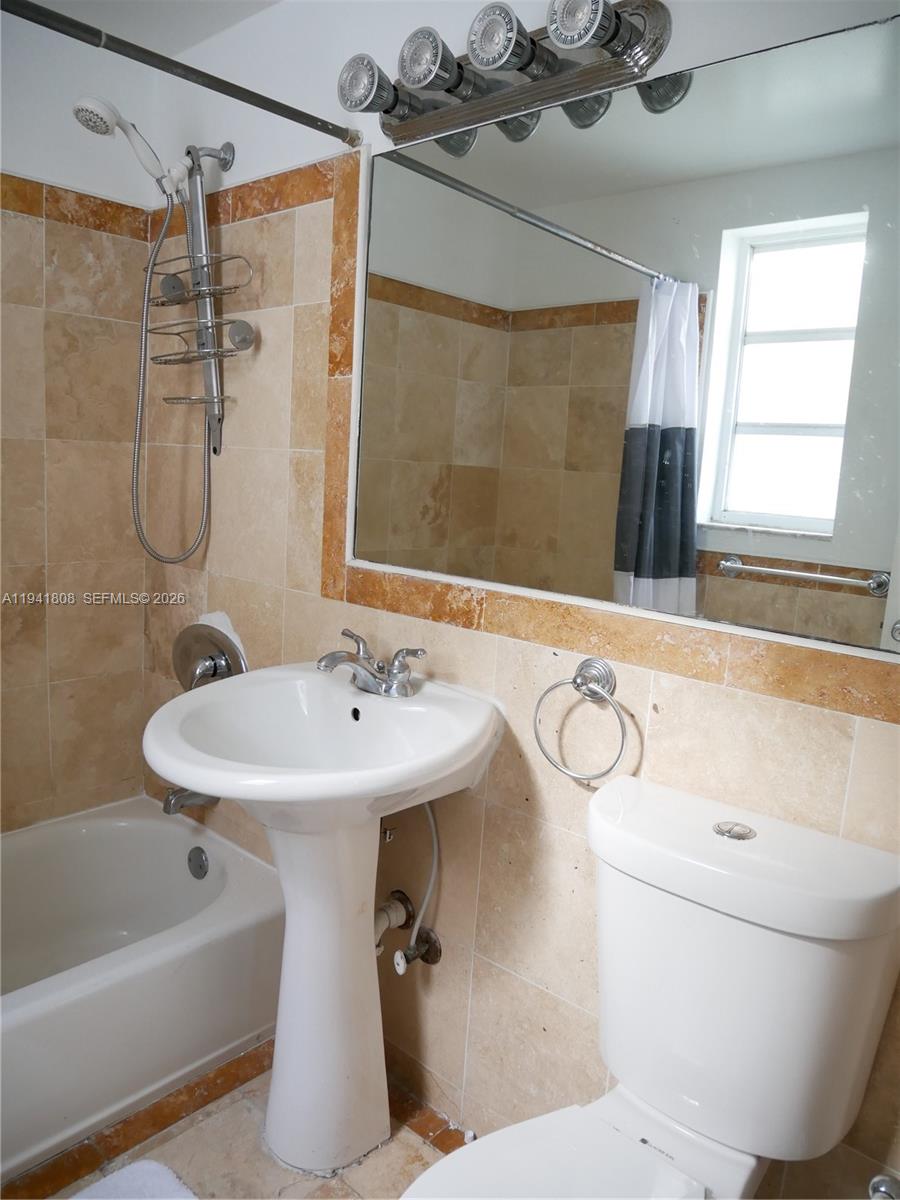 631 Euclid Ave 7 Property Photo 12
