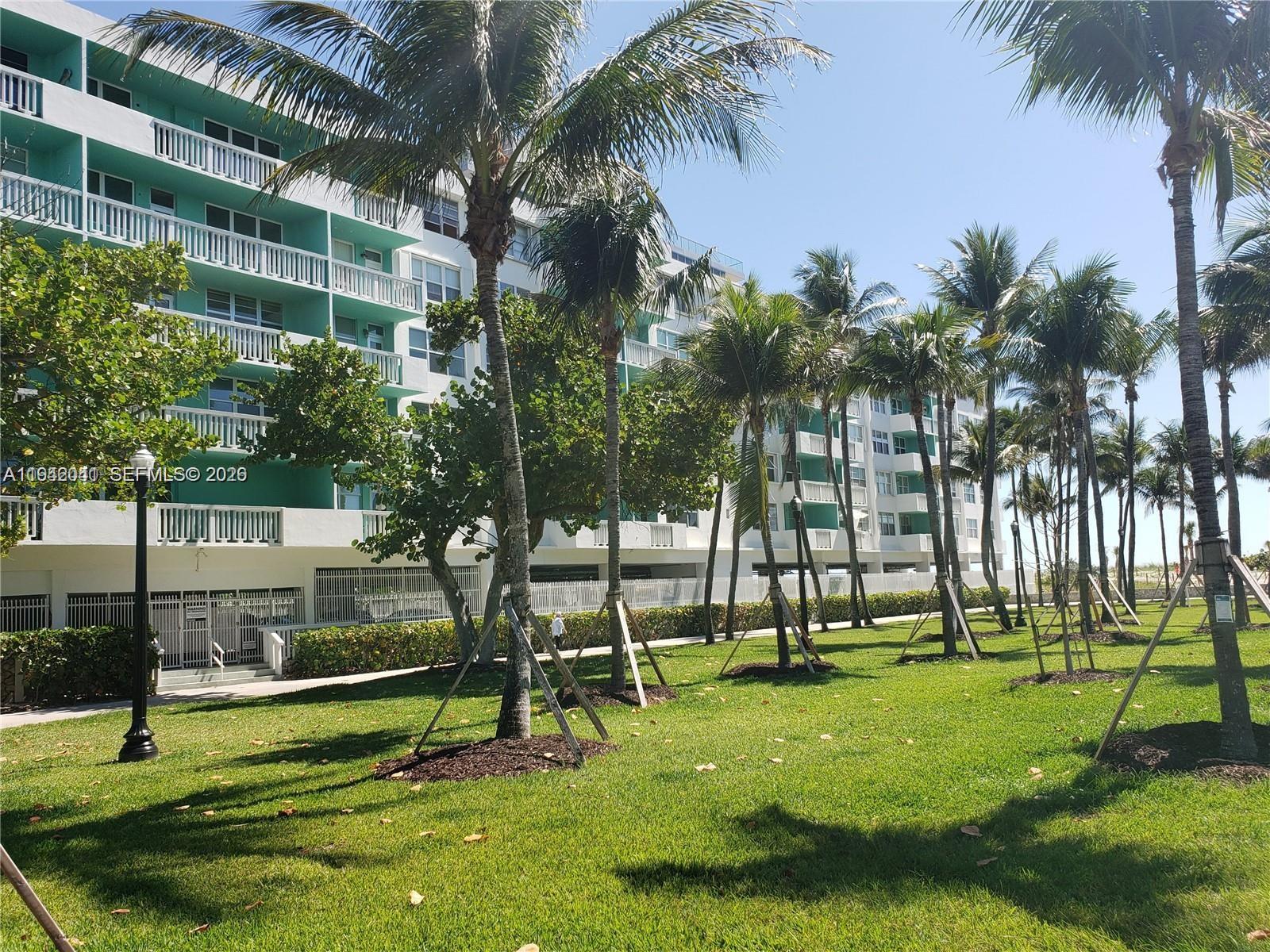 301 Ocean Dr 302 Property Photo 46