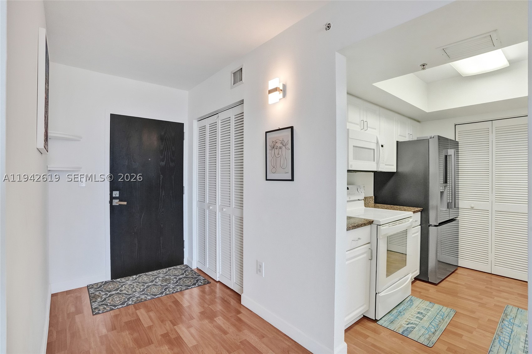 90 Alton Rd 807 Property Photo 26