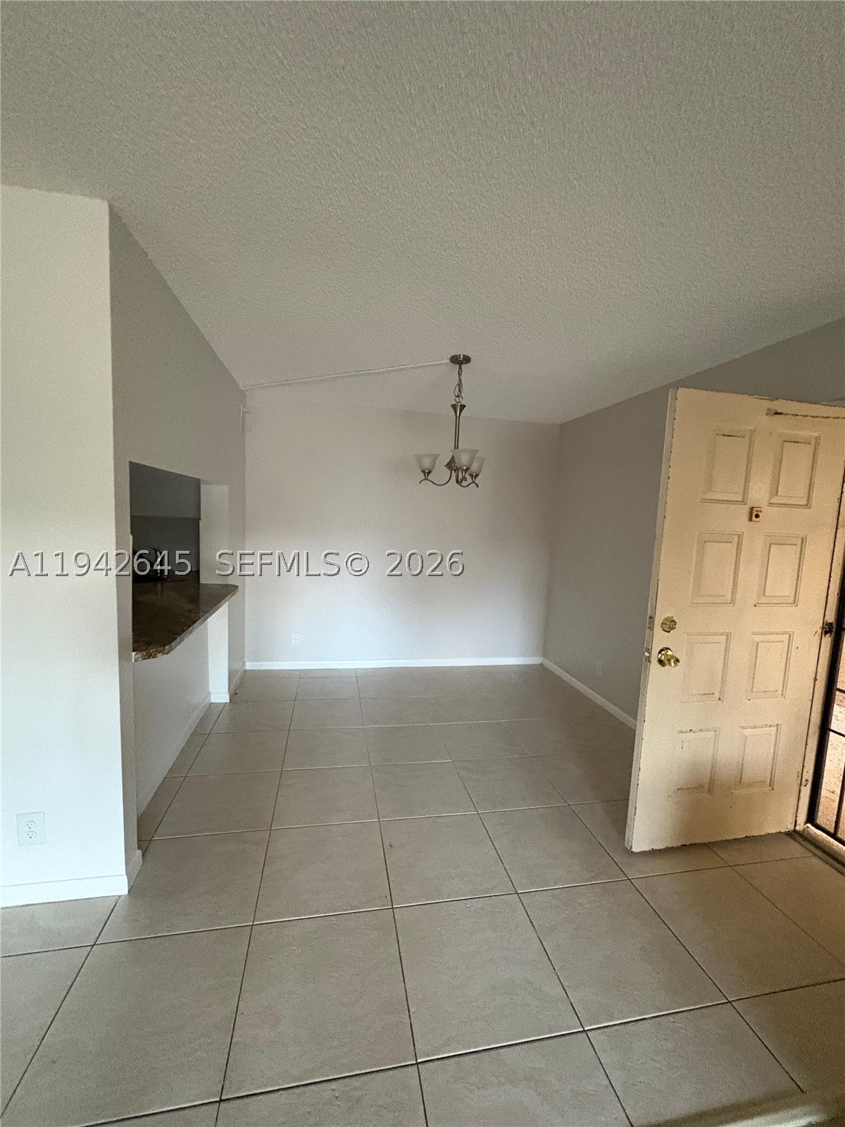 623 Sea Pine Way C1 Property Photo 4