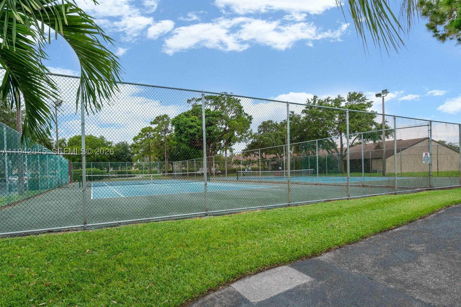 623 Sea Pine Way C1 Property Photo 13