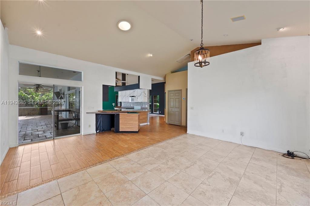 1981 Carbonata Drive Property Photo 17