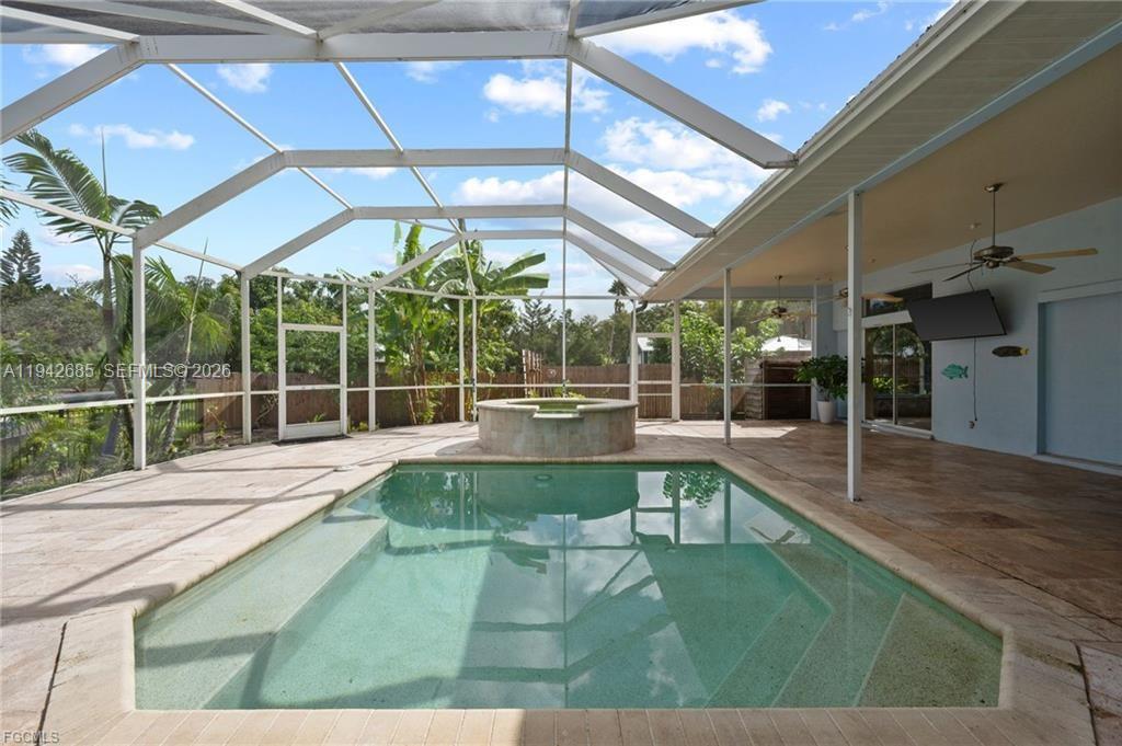 1981 Carbonata Drive Property Photo 32