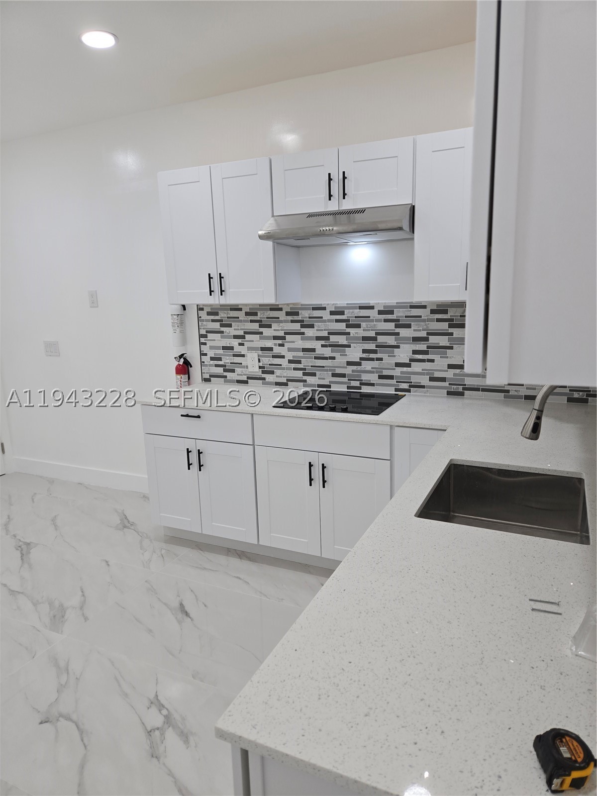 987 Ne 145 B Property Photo 8