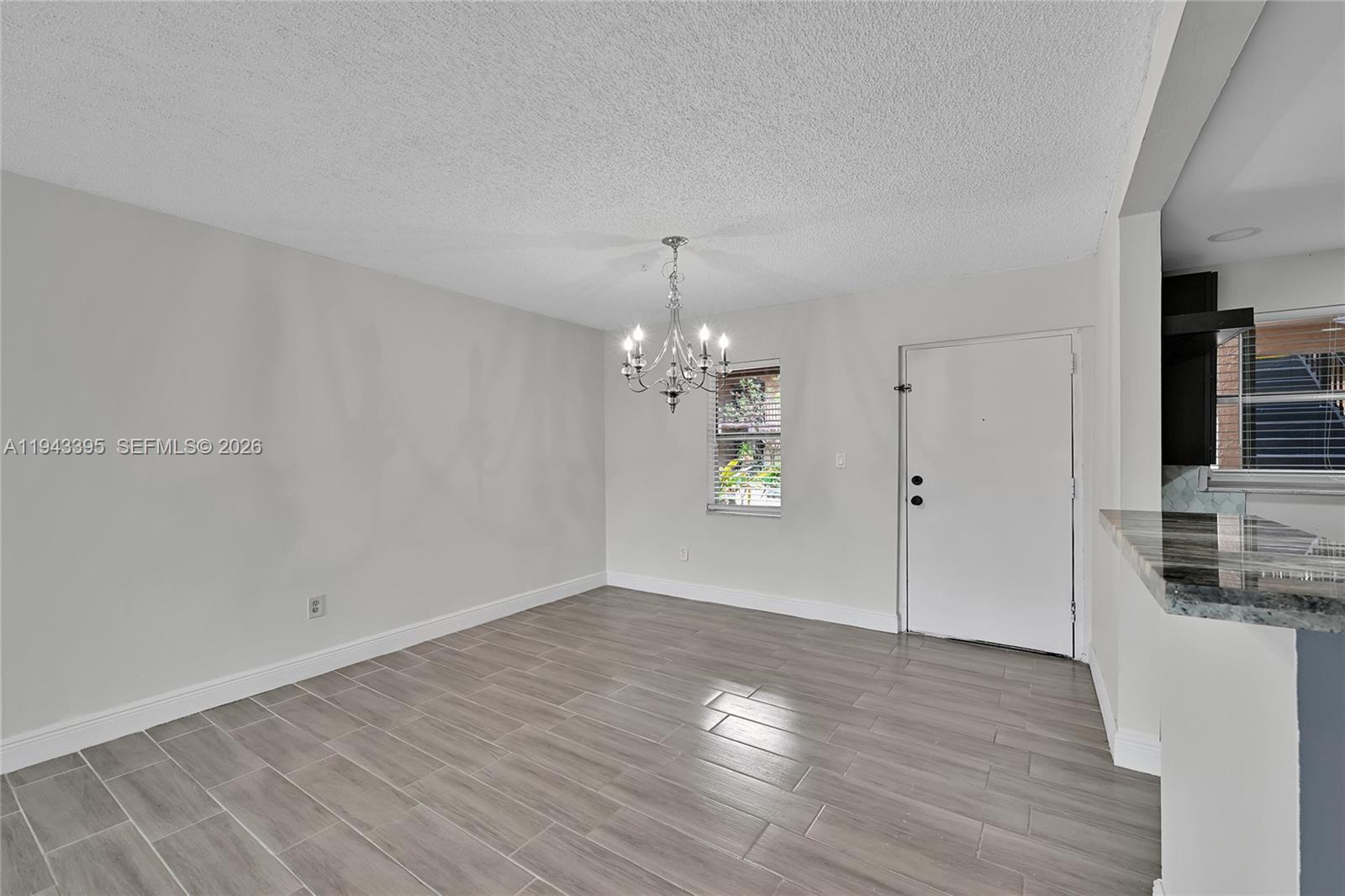 2850 Somerset Dr 105l Property Photo 6