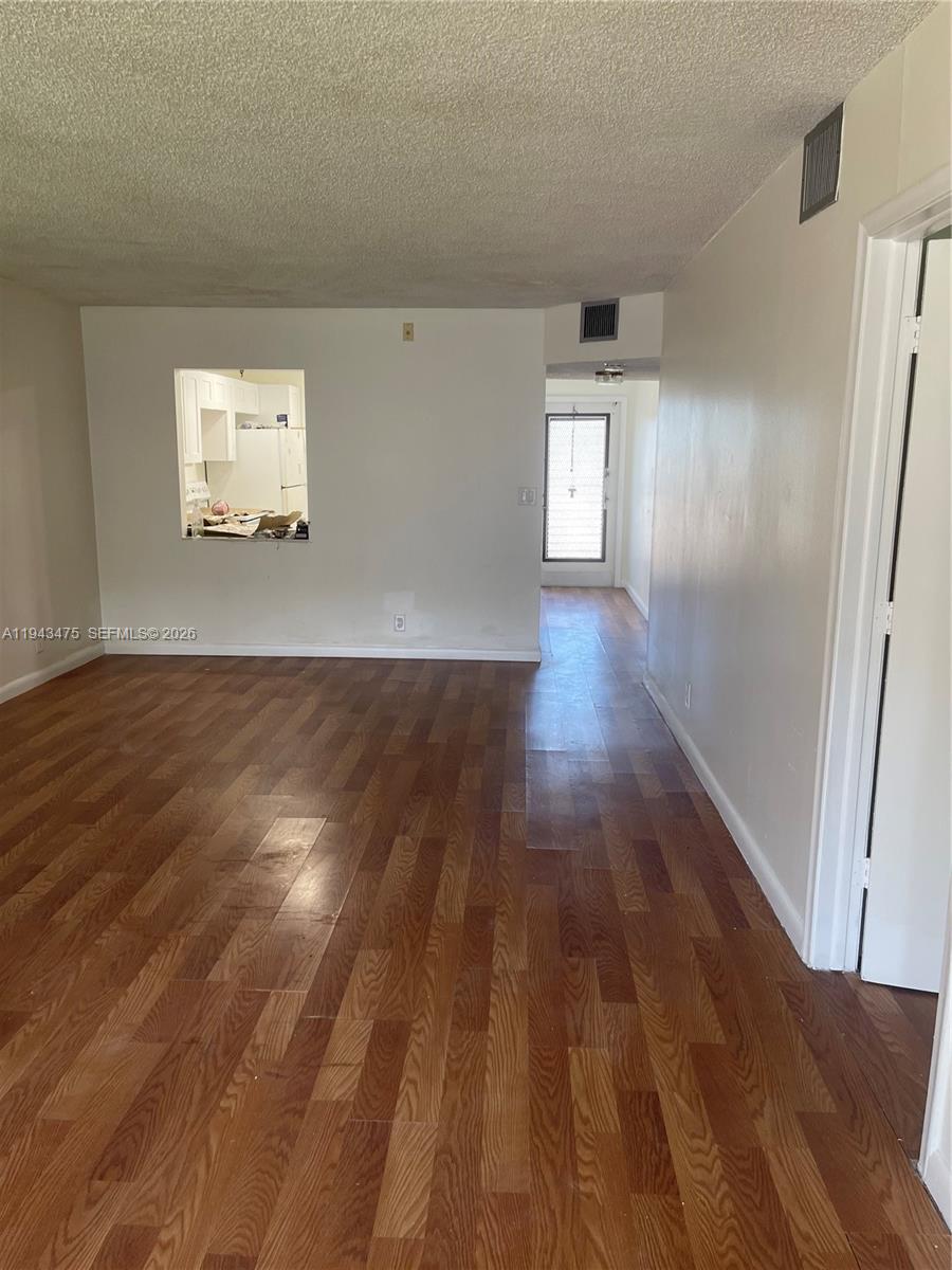 A11943475 Property Photo 2