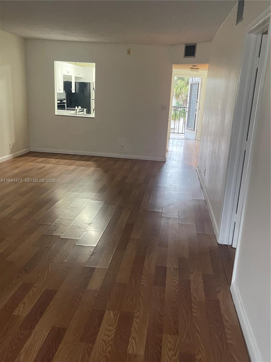 A11943475 Property Photo 5