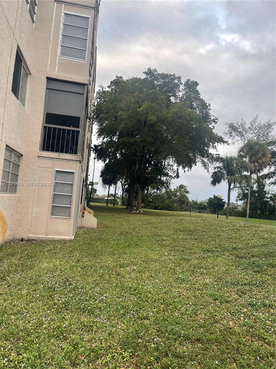 A11943475 Property Photo 18