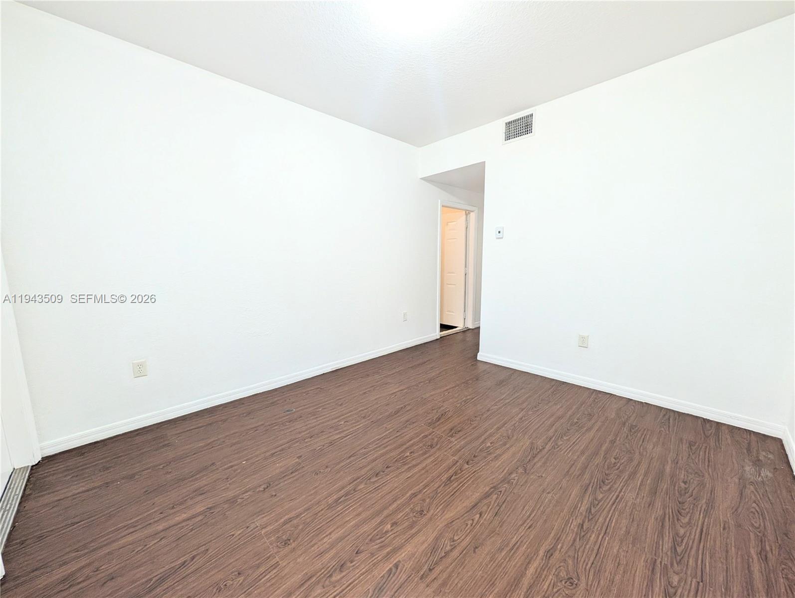 825 Sw 6th Pl Property Photo 15