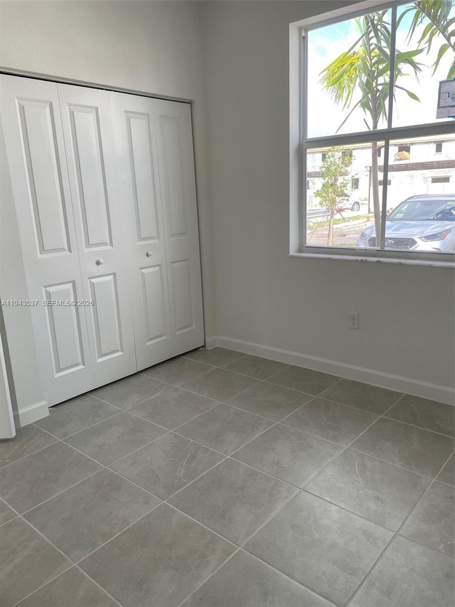 12075 Nw 24th Ct Property Photo 9