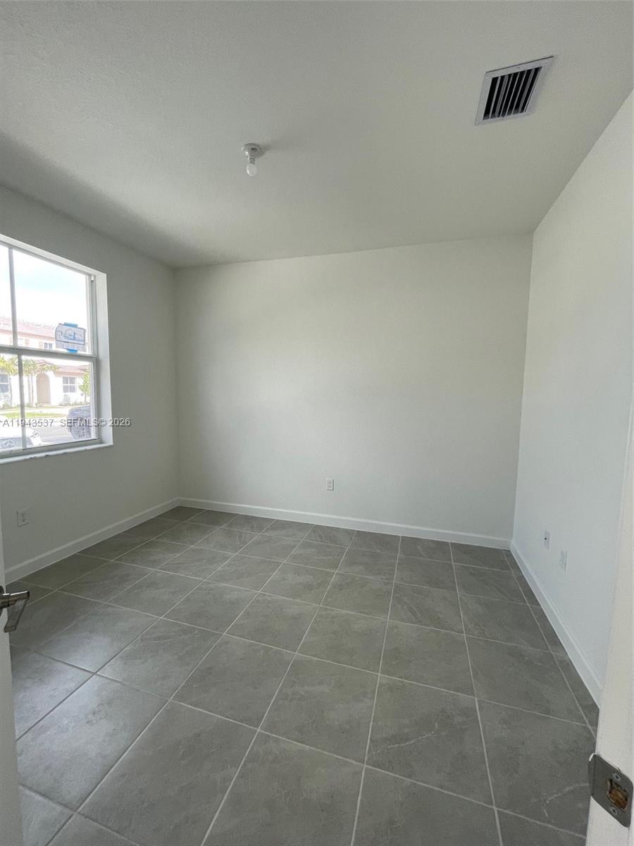 12075 Nw 24th Ct Property Photo 16