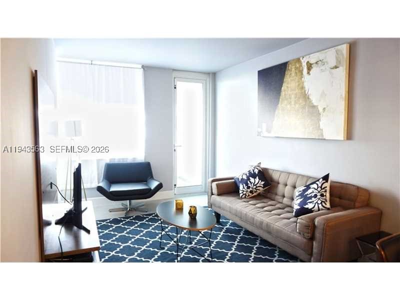 100 Lincoln Rd 420 Property Photo 1