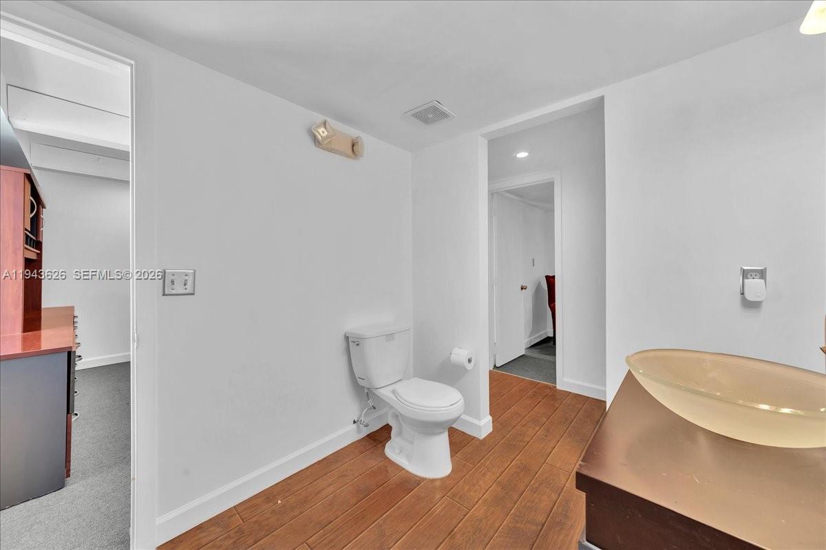 500 Ne 25th St 10 Property Photo 32