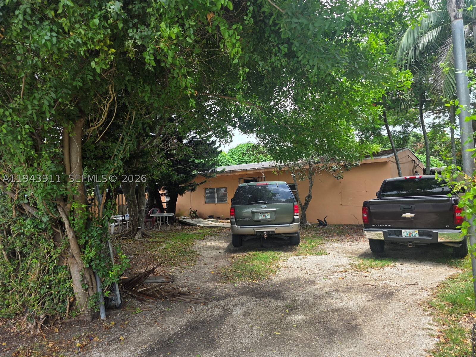 20601 Sw 194th Ave Property Photo 2