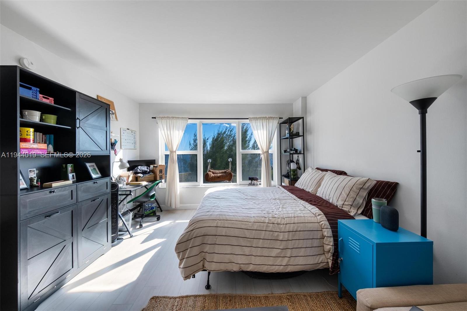 11111 Biscayne Blvd 2d Property Photo 20