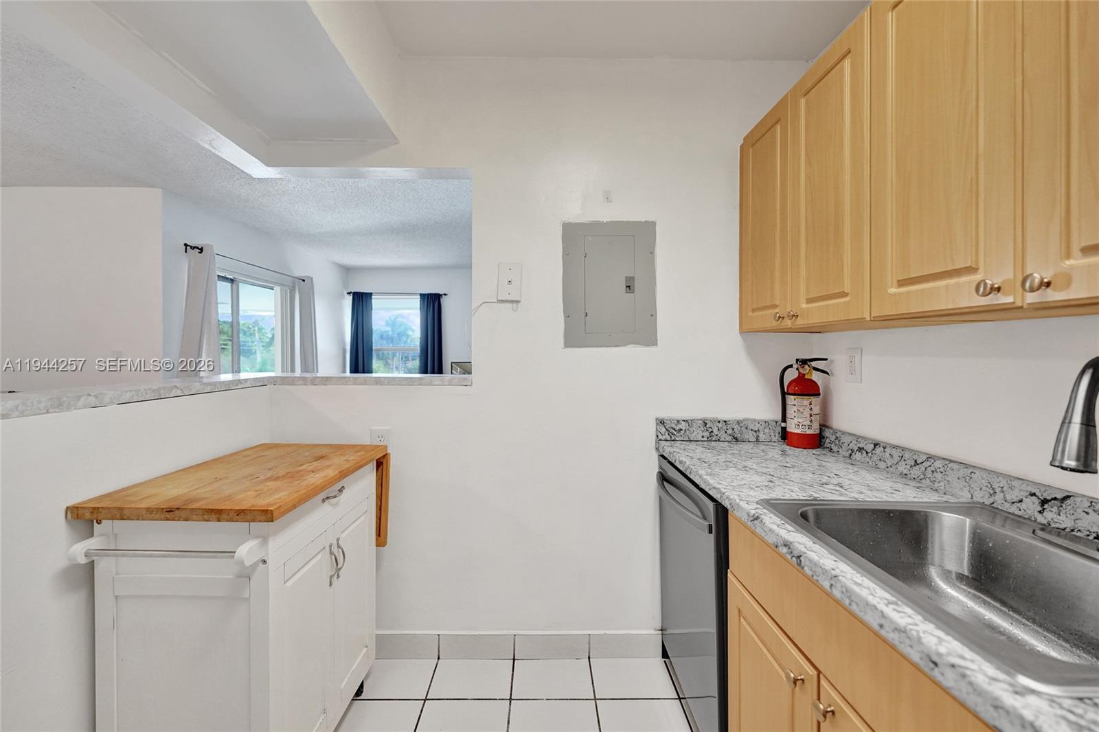 505 S Pine Island Rd 405b Property Photo 17