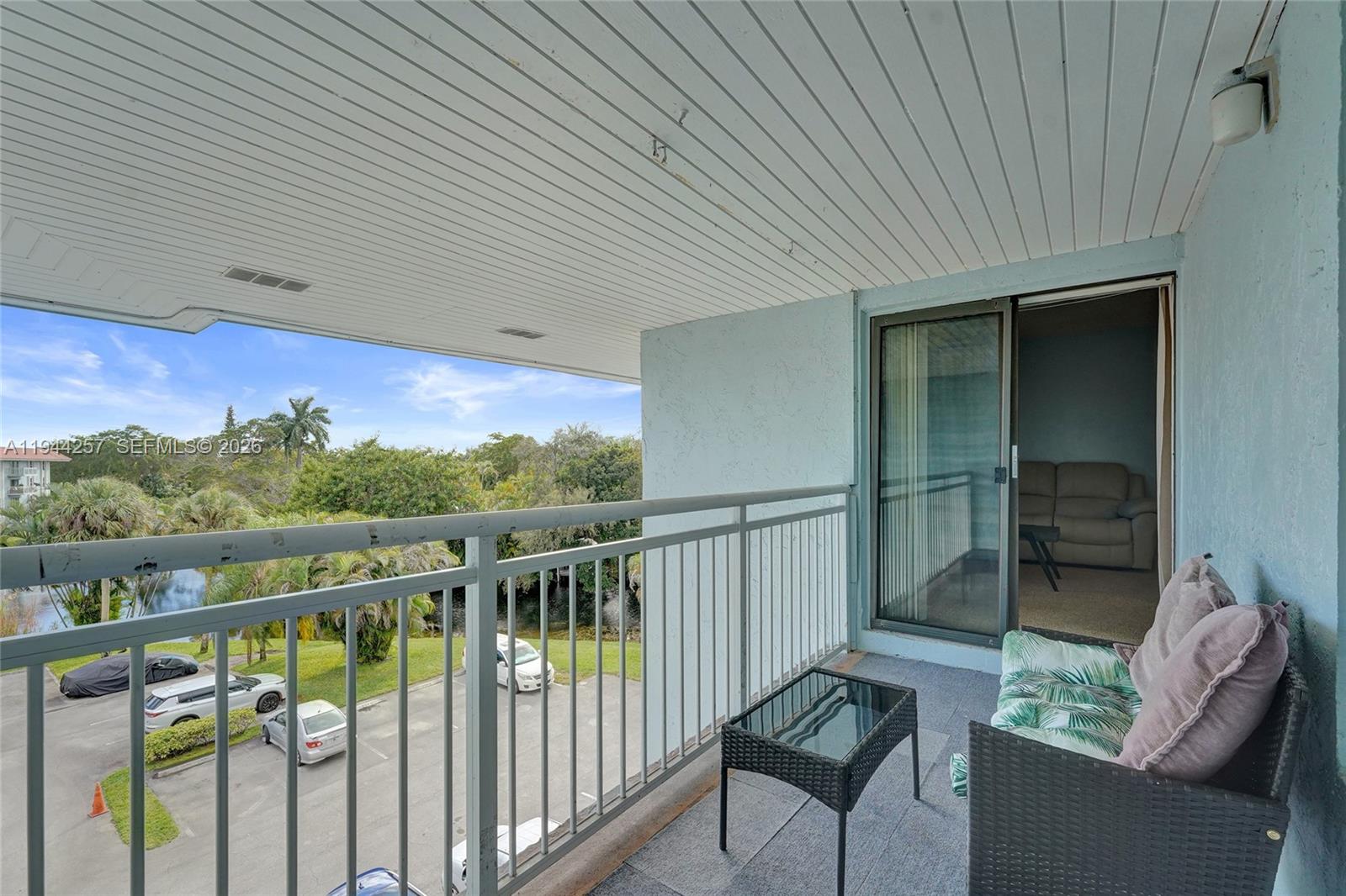 505 S Pine Island Rd 405b Property Photo 25