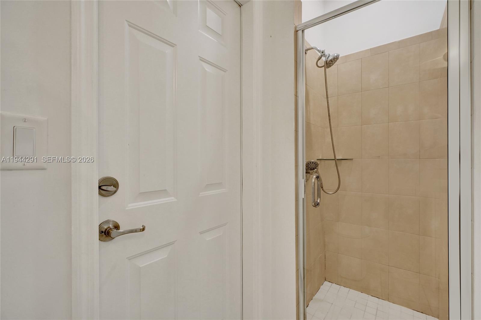 3504 W 94th St Property Photo 23