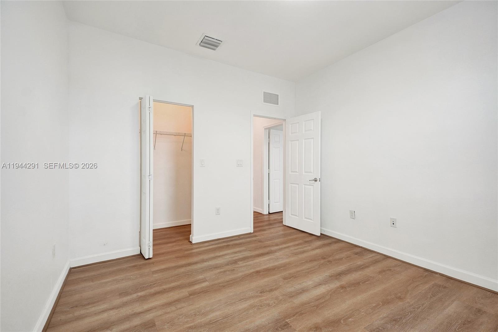 3504 W 94th St Property Photo 55