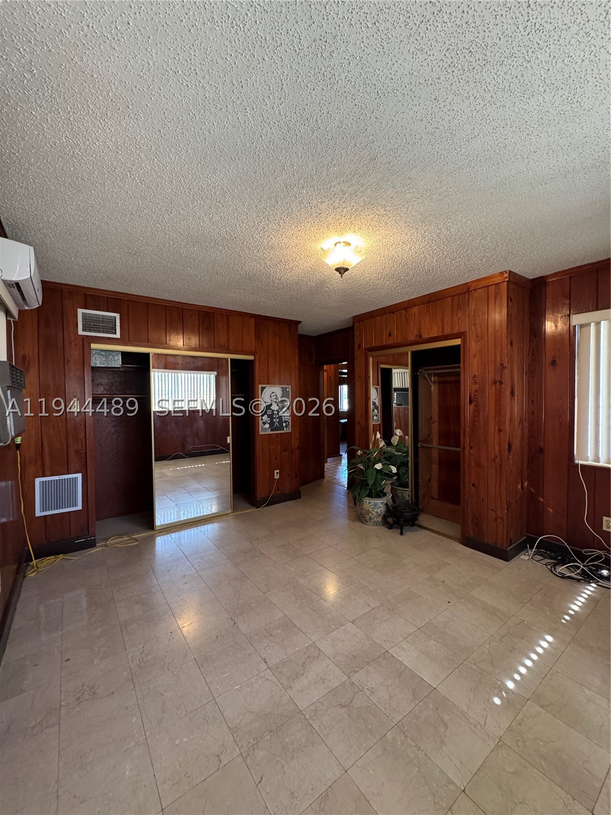 500 Sw 39th Ct Property Photo 9