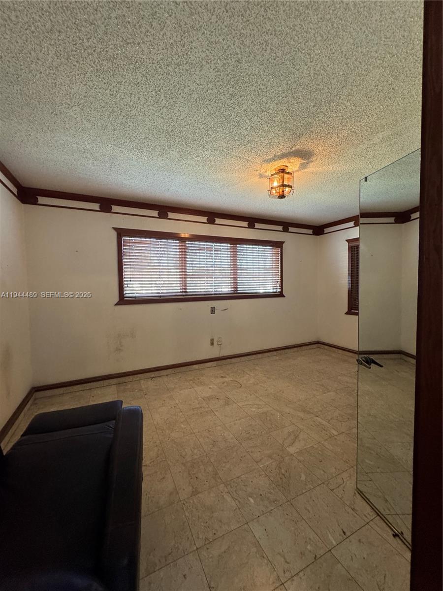 500 Sw 39th Ct Property Photo 31