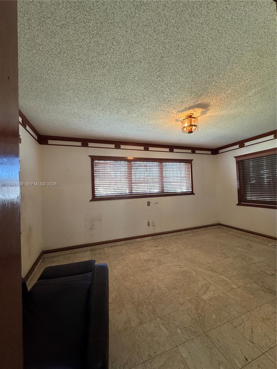 500 Sw 39th Ct Property Photo 32