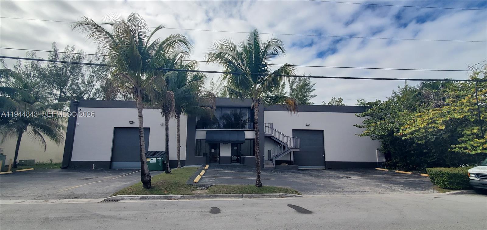 2100 Nw 93rd Ave Property Photo 18