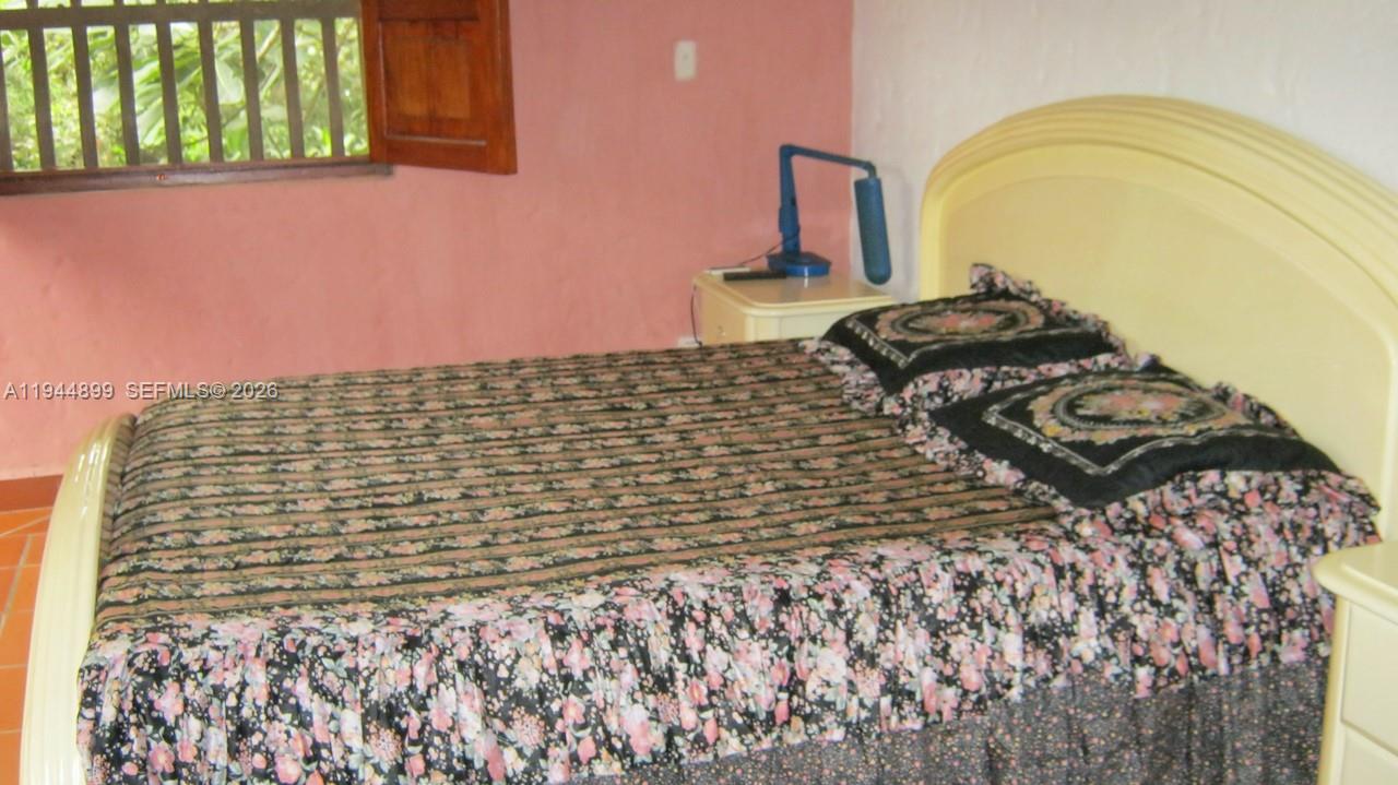 A11944899 Property Photo 12