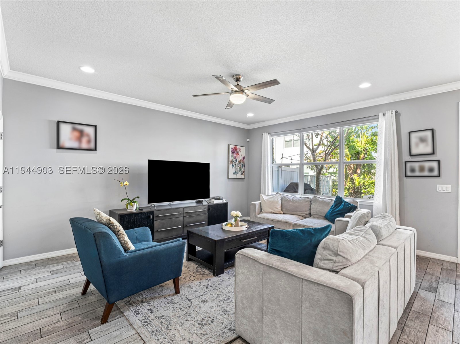 3953 Black Olive Ln Property Photo 12