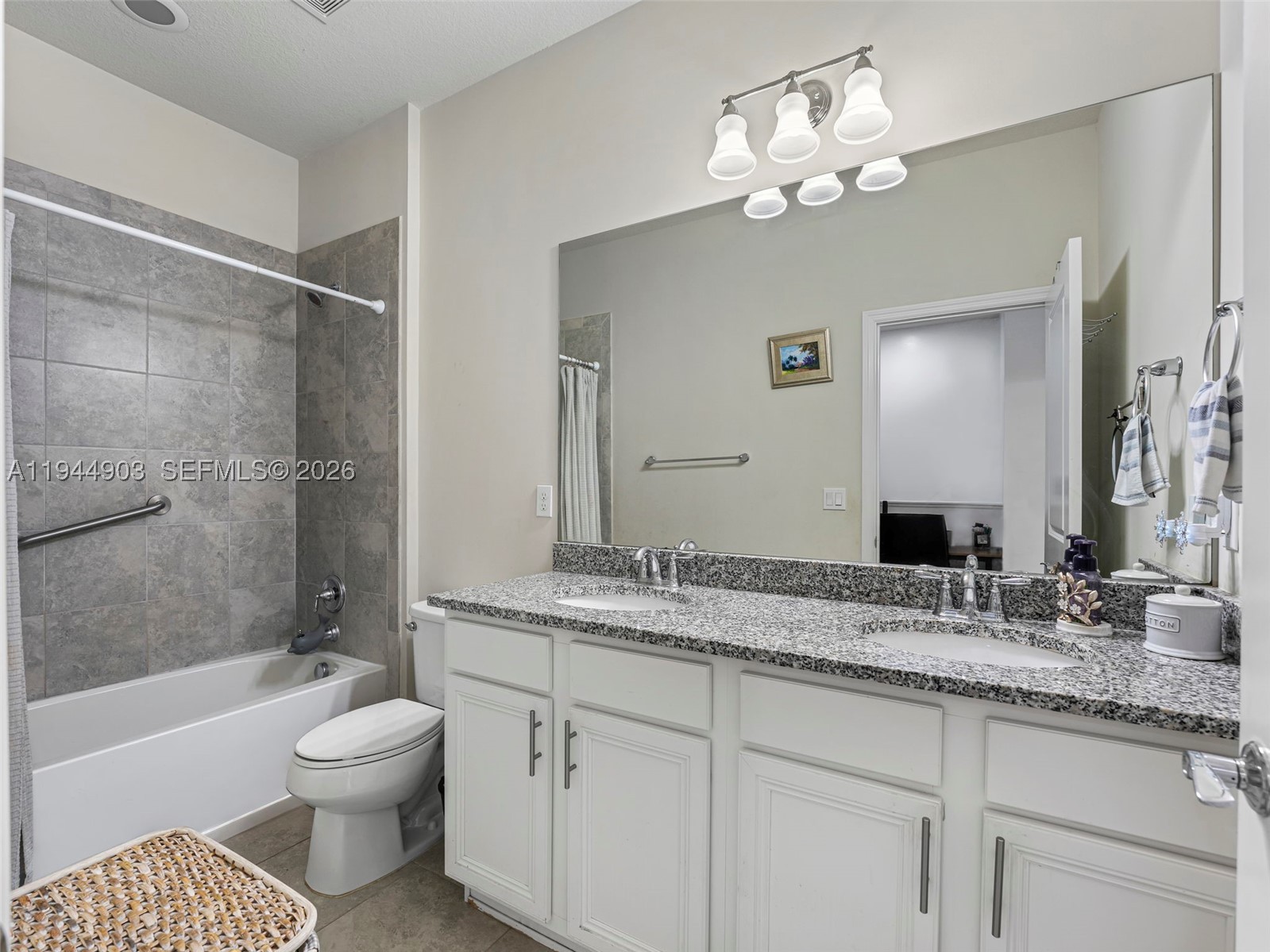 3953 Black Olive Ln Property Photo 37
