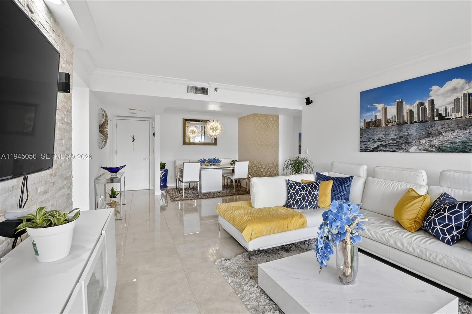 1000 Island Blvd 312 Property Photo 8