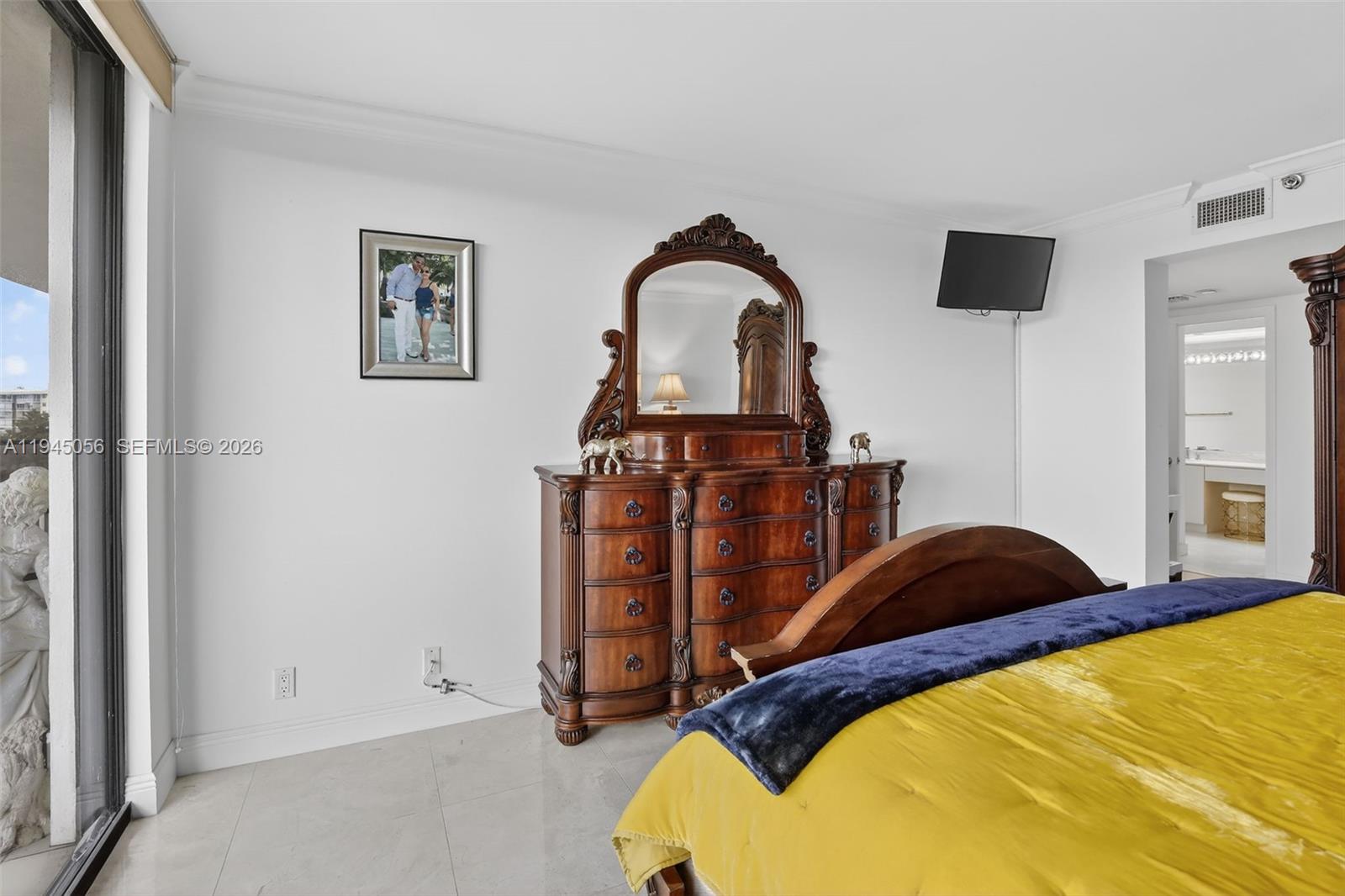 1000 Island Blvd 312 Property Photo 17
