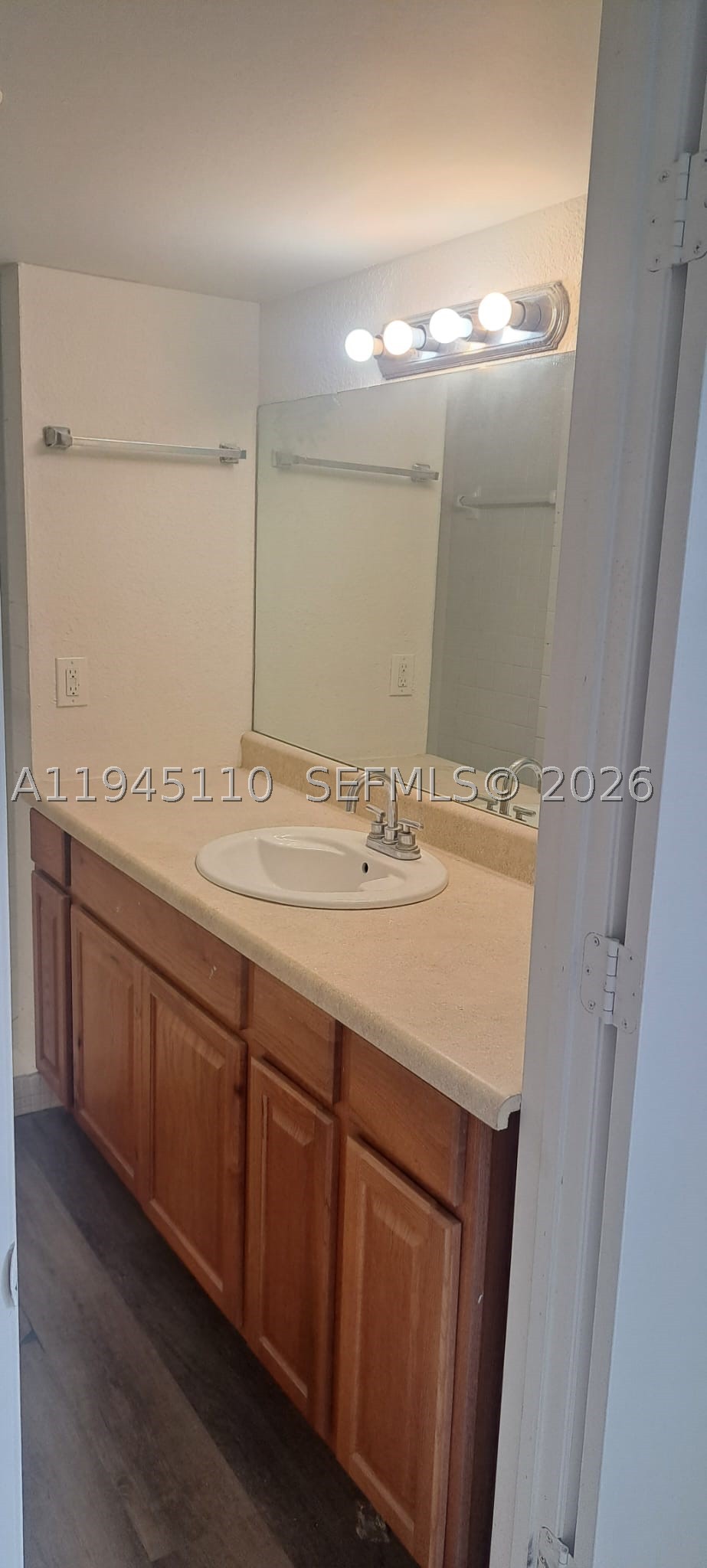 4255 N University Dr 315 Property Photo 20