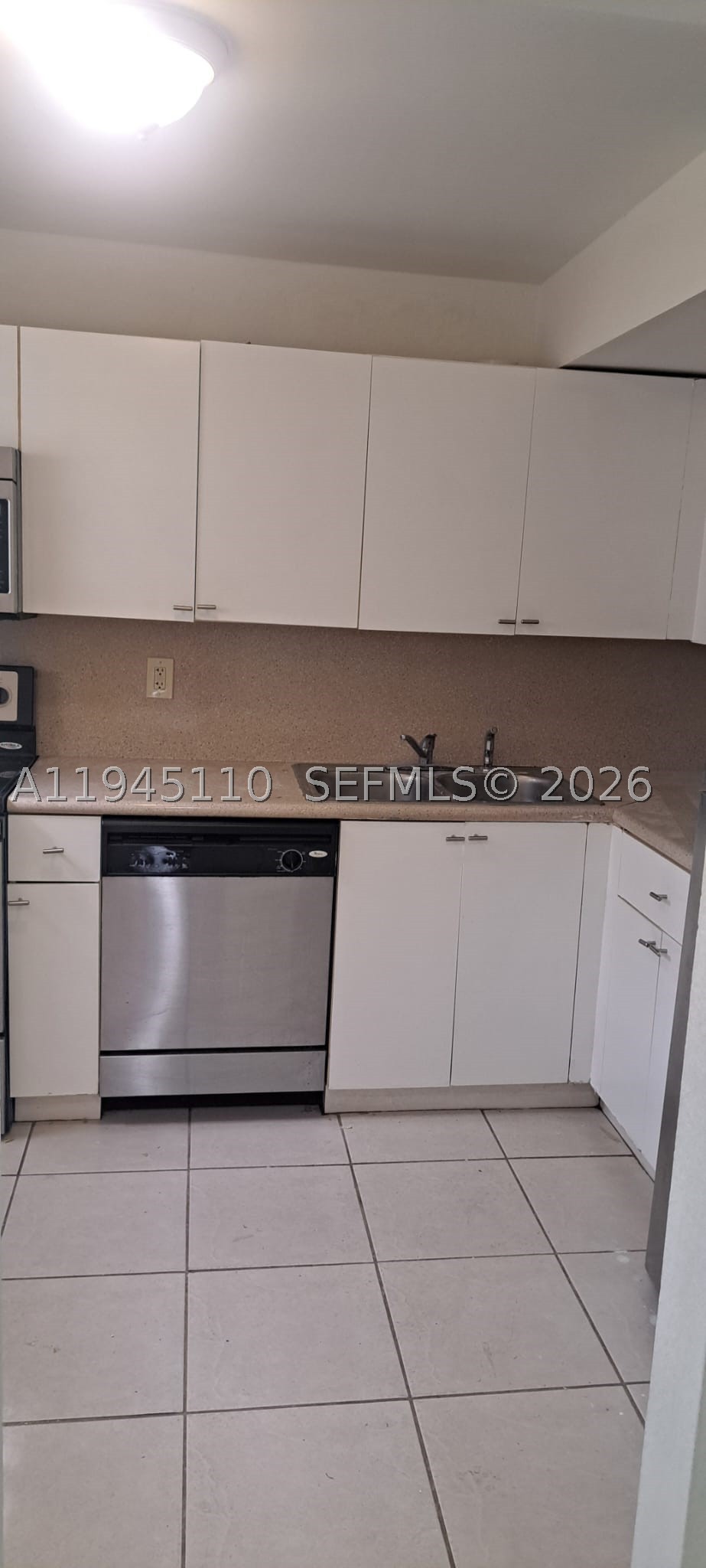 4255 N University Dr 315 Property Photo 29