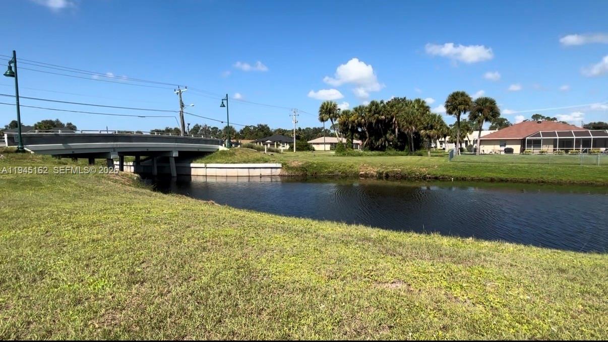 401 Rotonda Cr Property Photo 1