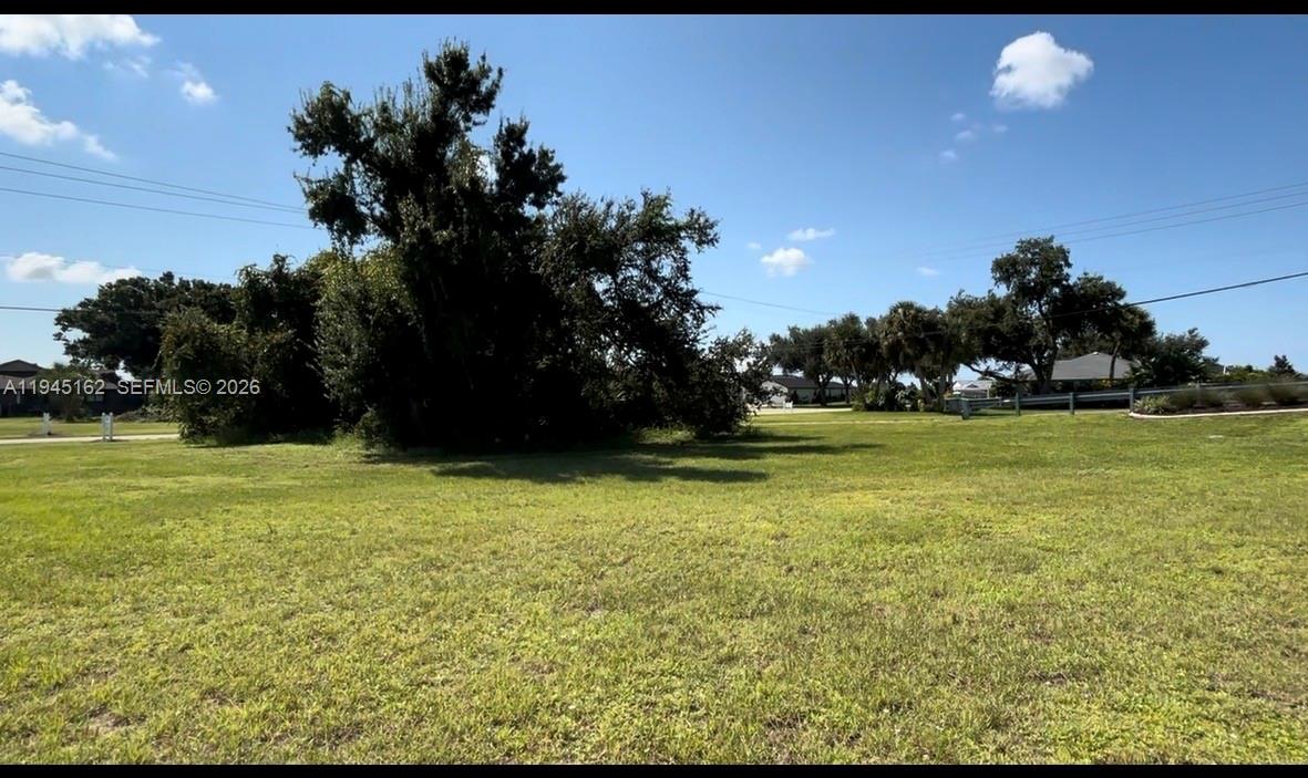 401 Rotonda Cr Property Photo 6