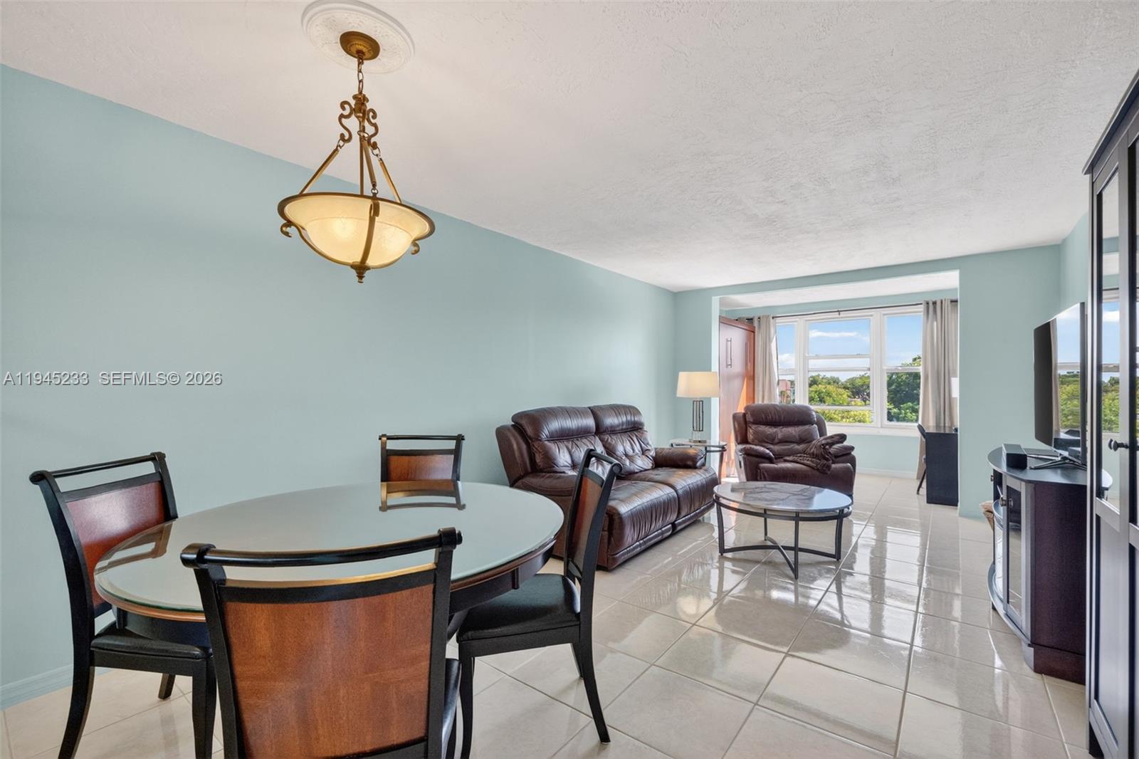 2801 Somerset Dr 408 Property Photo 1