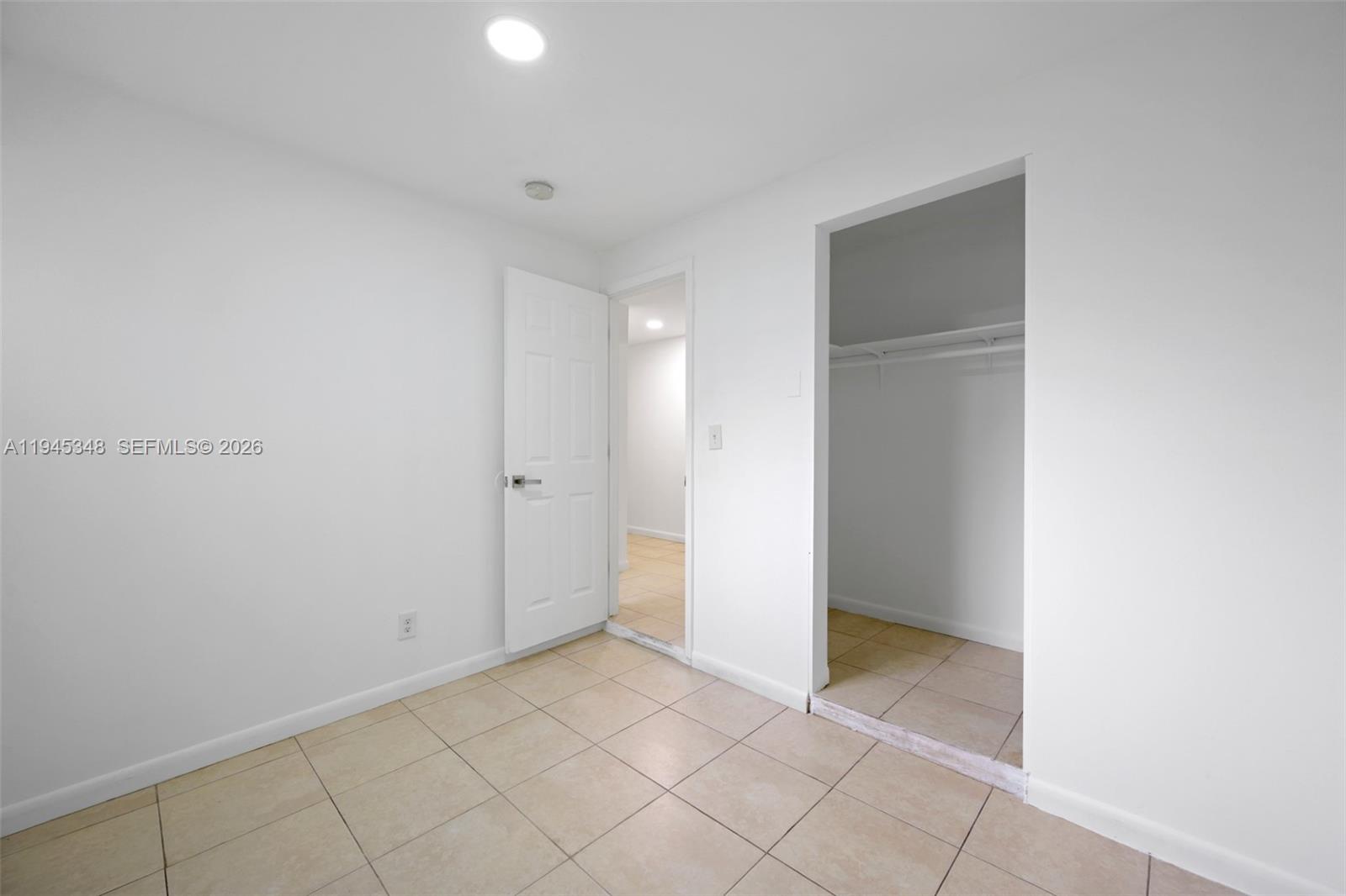 348 Ne 58th St Property Photo 15