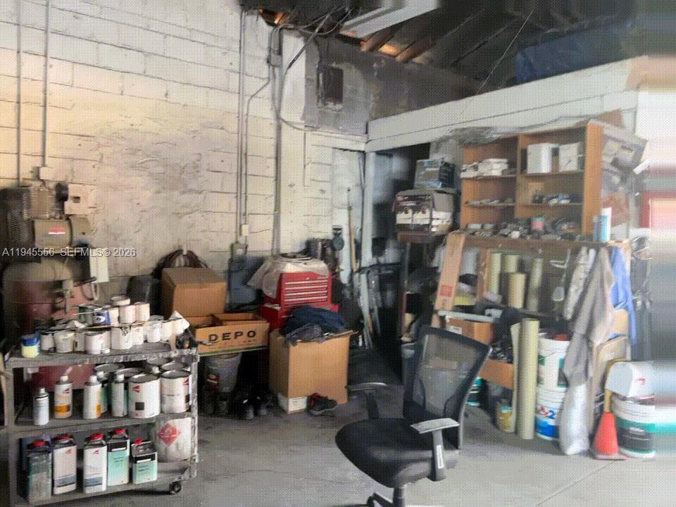 2005 Nw 10th Ave Property Photo 12