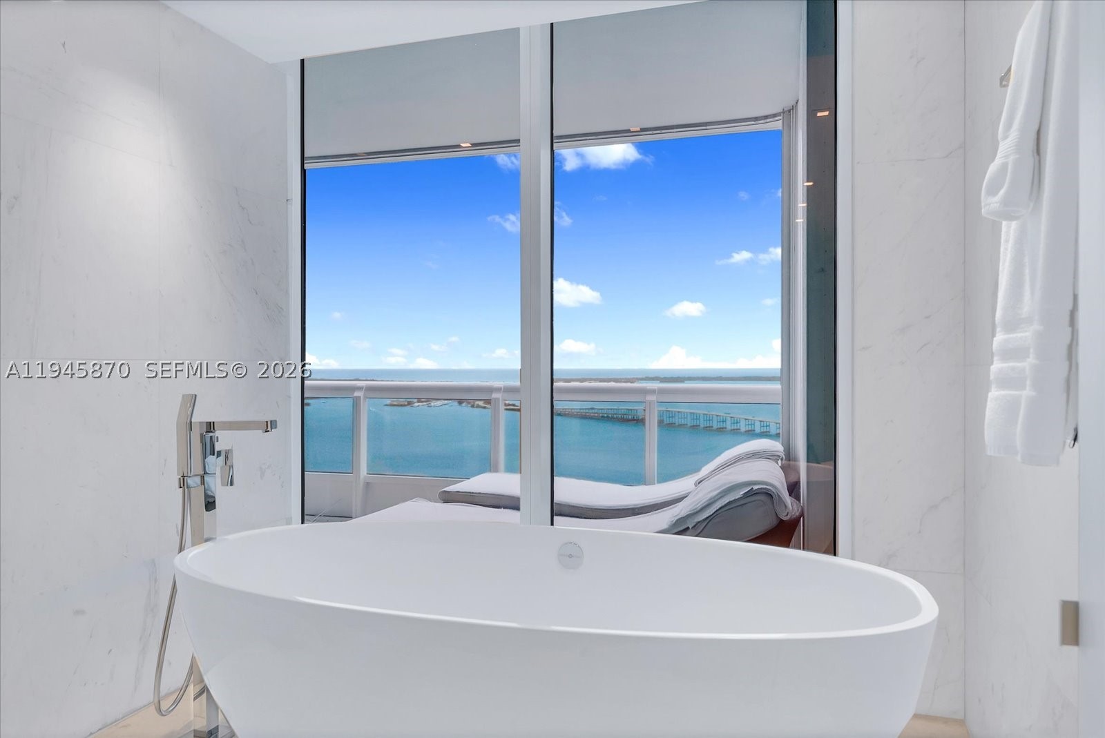 1643 Brickell Ave 3904 Property Photo 17