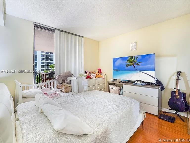 540 Brickell Key Dr 603 Property Photo 11