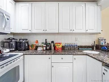 540 Brickell Key Dr 603 Property Photo 13