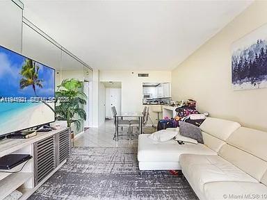 540 Brickell Key Dr 603 Property Photo 15