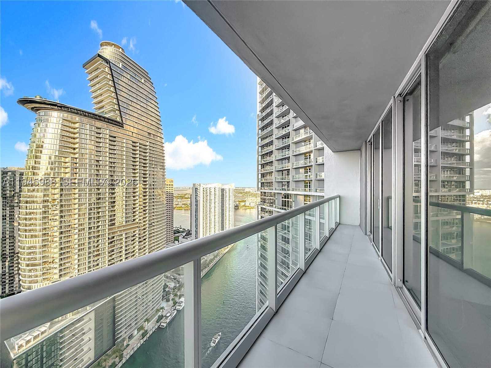 475 Brickell Ave 4215 Property Photo 1