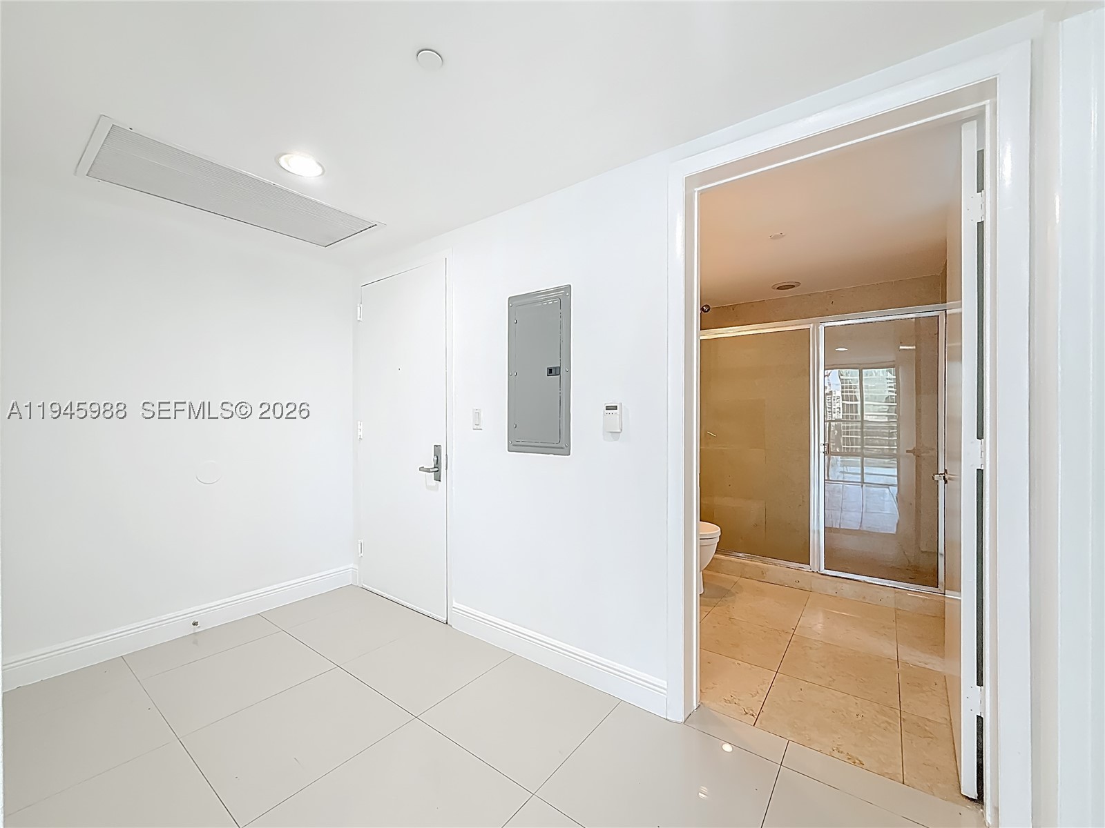 475 Brickell Ave 4215 Property Photo 4