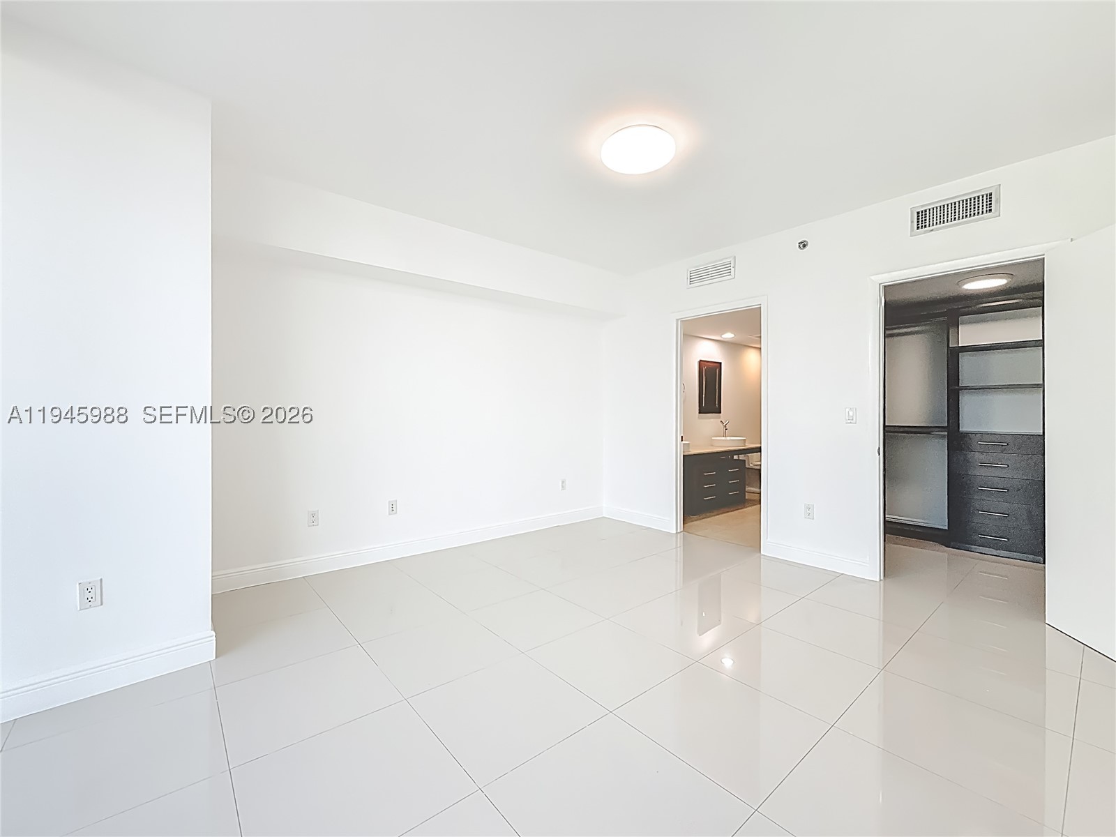 475 Brickell Ave 4215 Property Photo 21