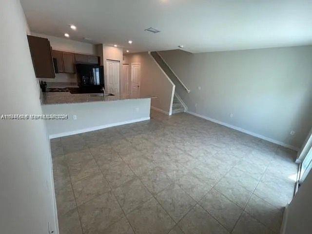 1025 Nw 5th St Property Photo 8