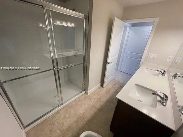 1025 Nw 5th St Property Photo 12