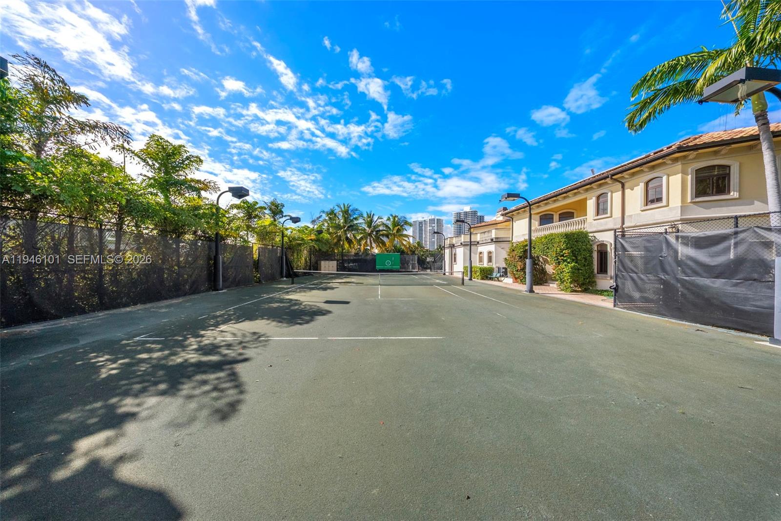 680 Golden Beach Dr Property Photo 29